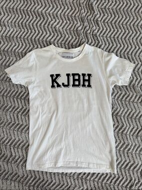 Han Kjobenhavn “KJBH” white Tee-size XL